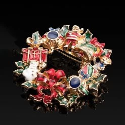 Signs Of The Season Brooch (Wreath)